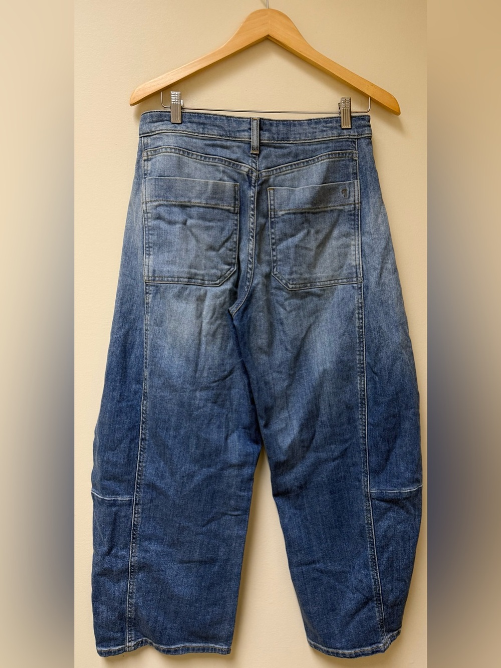 Pilcro Kenna Mid-Rise Heritage Barrel Jeans 🔵 - Picture 4 of 14
